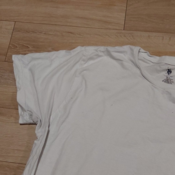White Polo shirt - Picture 2 of 5
